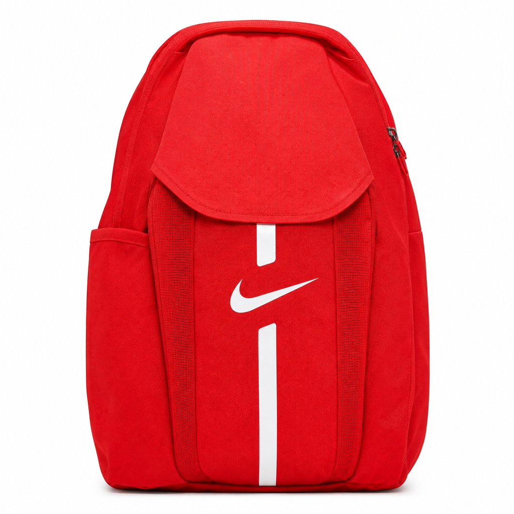 Mochila deportiva Nike roja con logotipo visible y compartimento principal