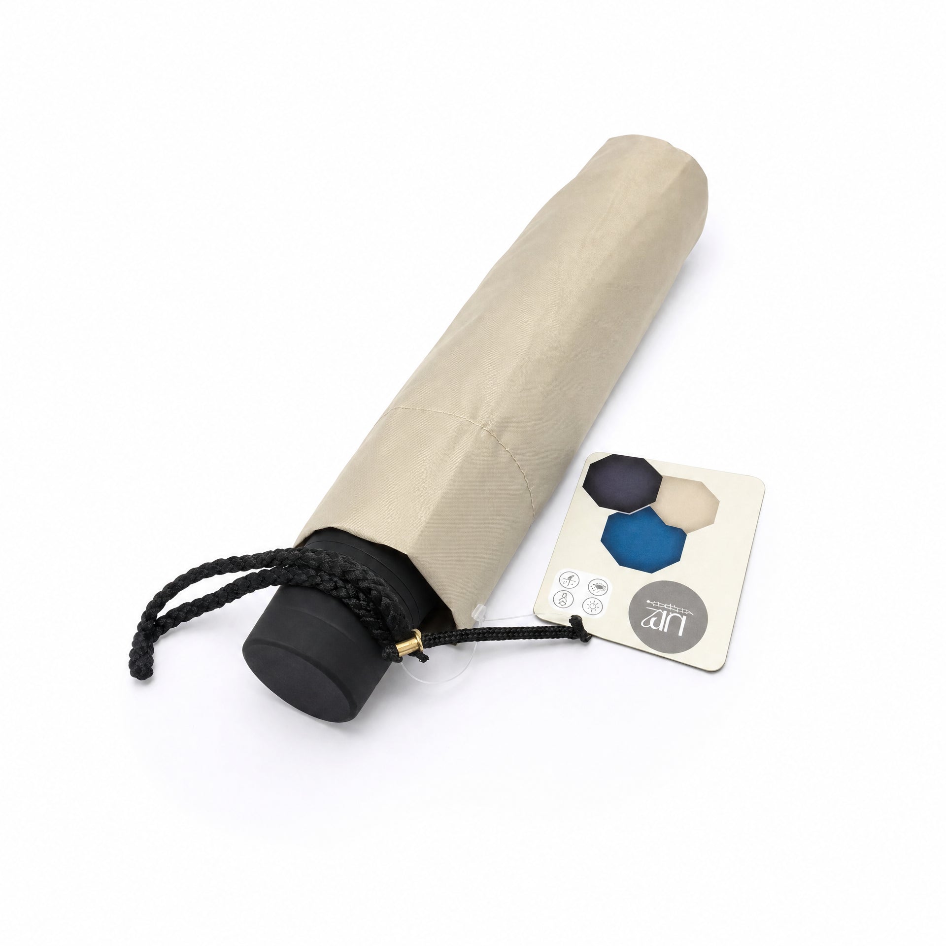 Paraguas plegable de tela beige con funda, mango corto negro y correa de muñeca