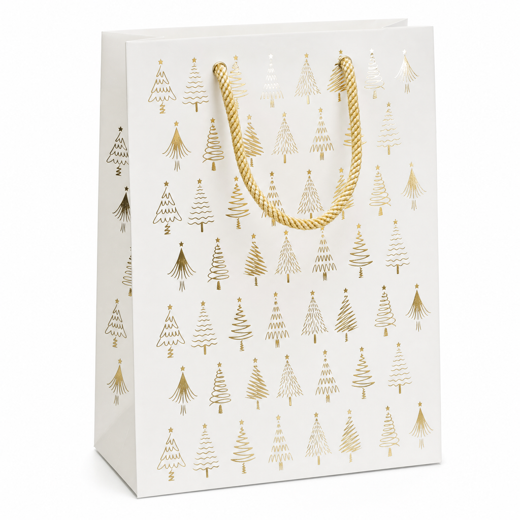 Bolsa de regalo navideña con estampado de árboles dorados y asas trenzadas
