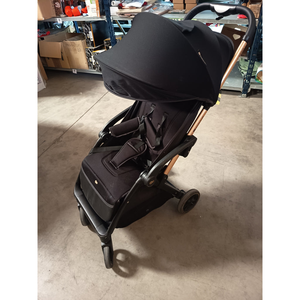 Silla de Paseo Negra con Estructura Dorada