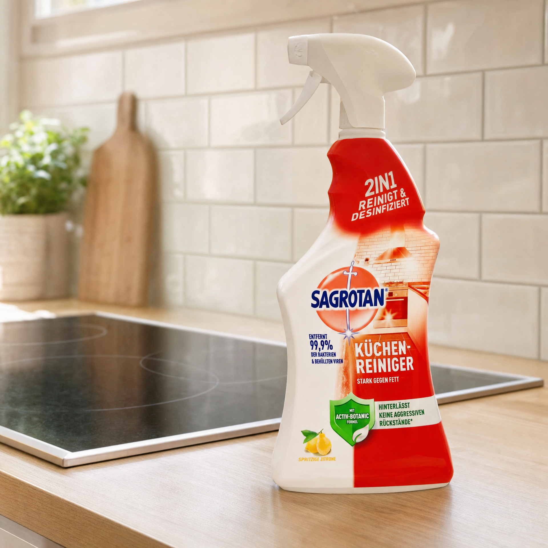 Sagrotan Limpiador de Cocina en spray — Desinfecta y antigrasa, aroma limón