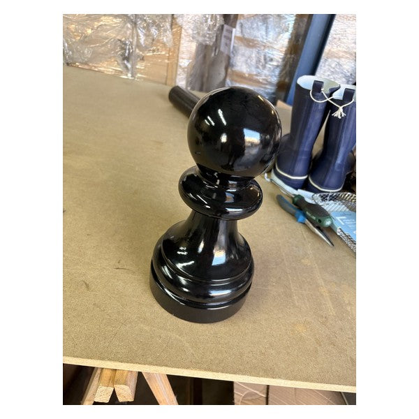 Peón de Ajedrez Decorativo Negro Brillante — Mediano