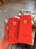 Set Ferrari Pit Stop — Estuche y Libreta Roja