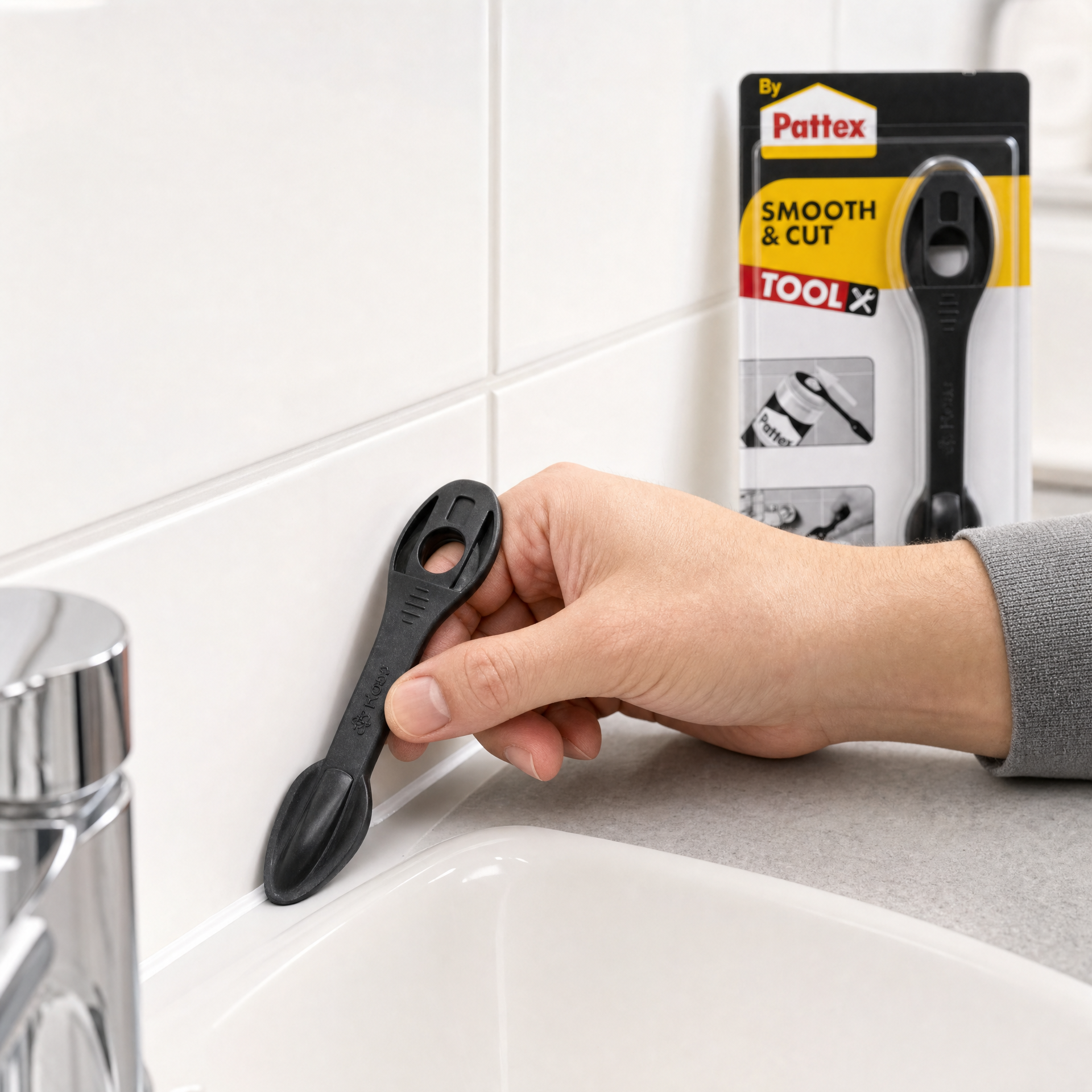 Pattex Smooth & Cut Herramienta para Silicona