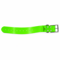 Collar Arcea Polytec verde lima de 50 mm sobre fondo blanco