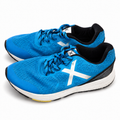 Zapatillas Munich azules de malla con X plateada y cuello negro · Talla 45 - portada blanca