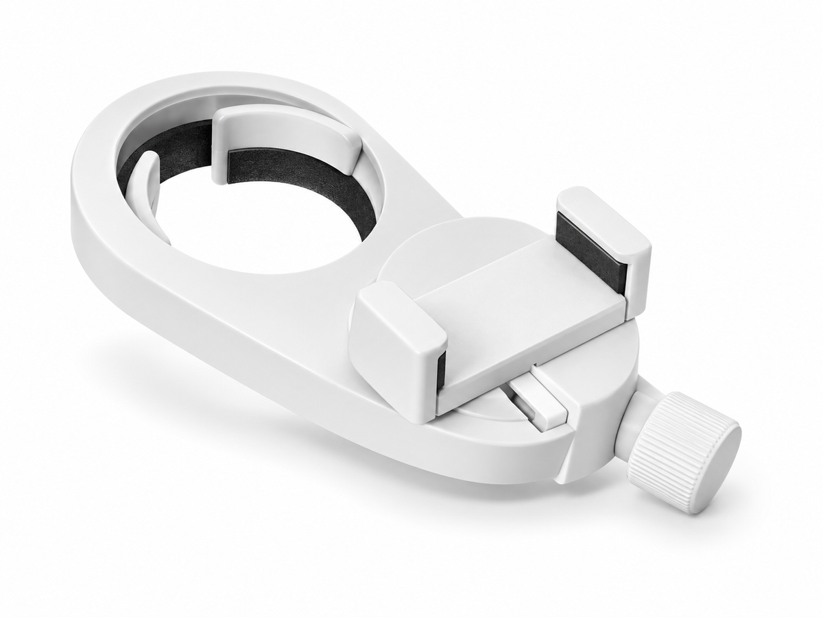 Adaptador universal Bresser 4914911 para smartphone sobre fondo blanco