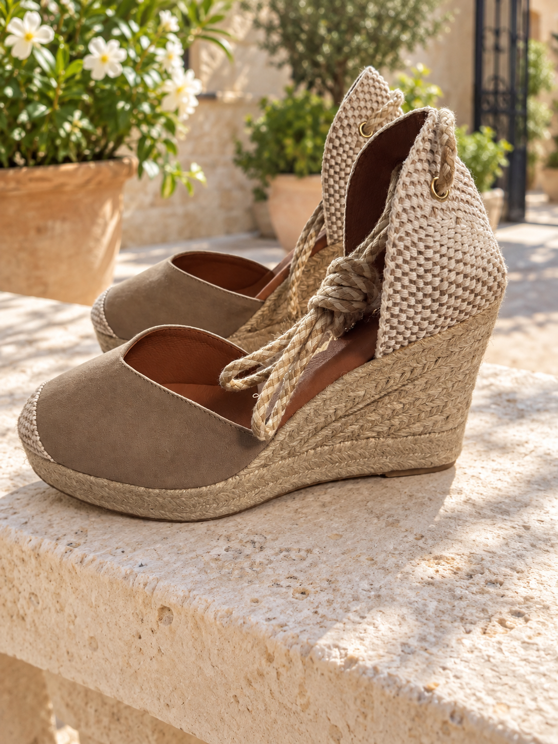 Alpargatas Cabrera 17S-7 arena talla 37 — par en patio mediterráneo