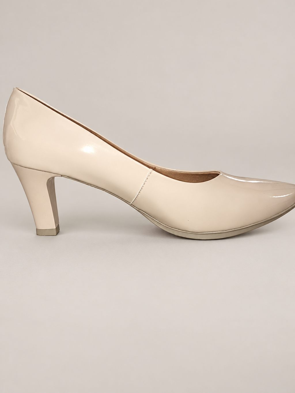 Chamby 4276 charol nude talla 40 — detalle — unidad Z-13, puntera recortada en original