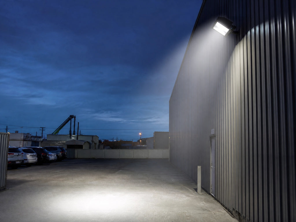 Foco Proyector Industrial Exterior IP65 — 150W Alta Potencia (Nave, Finca, Aparcamiento)