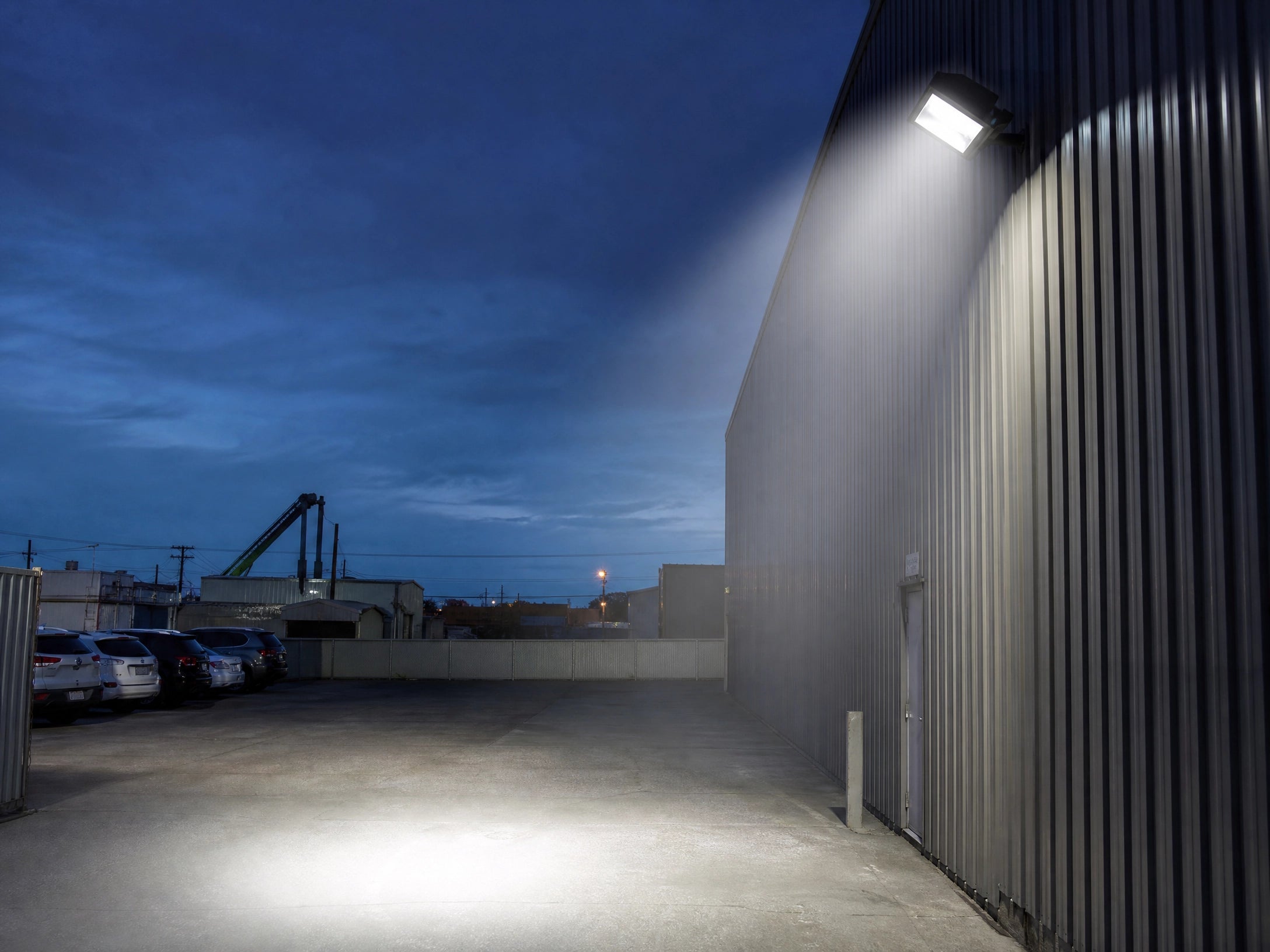 Foco Proyector Industrial Exterior IP65 — 150W Alta Potencia (Nave, Finca, Aparcamiento)