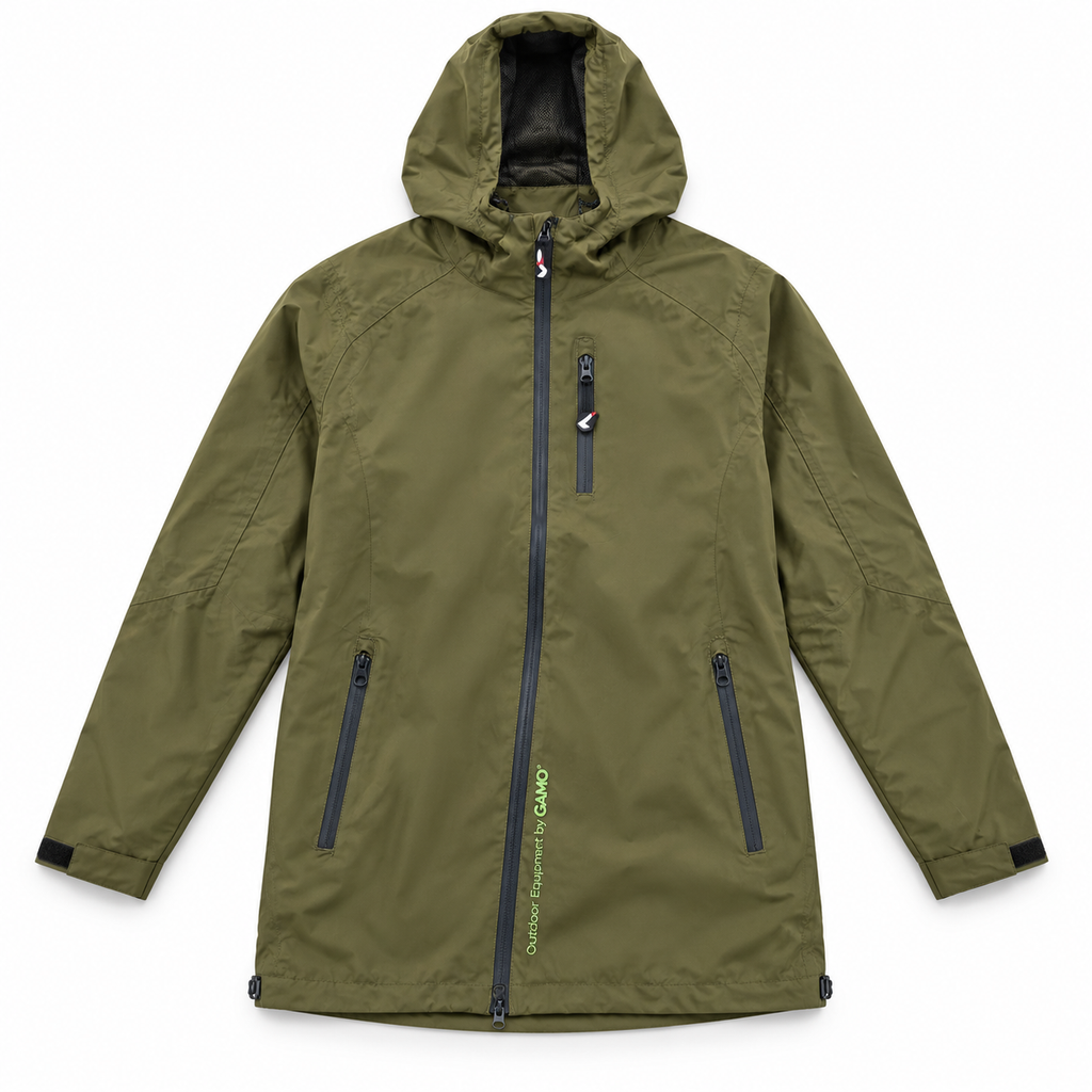 Chaqueta técnica Gamo verde oliva con capucha talla XL sobre fondo blanco