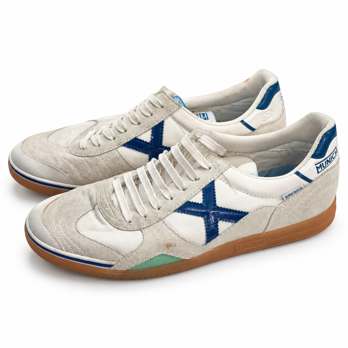 Zapatillas Munich GRESCA blancas con X azul y suela caramelo · Talla 45 - portada blanca