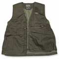 Chaleco Hart Maqueda-V verde oliva talla XXL sobre fondo blanco, con bolsillos de solapa y paneles de malla
