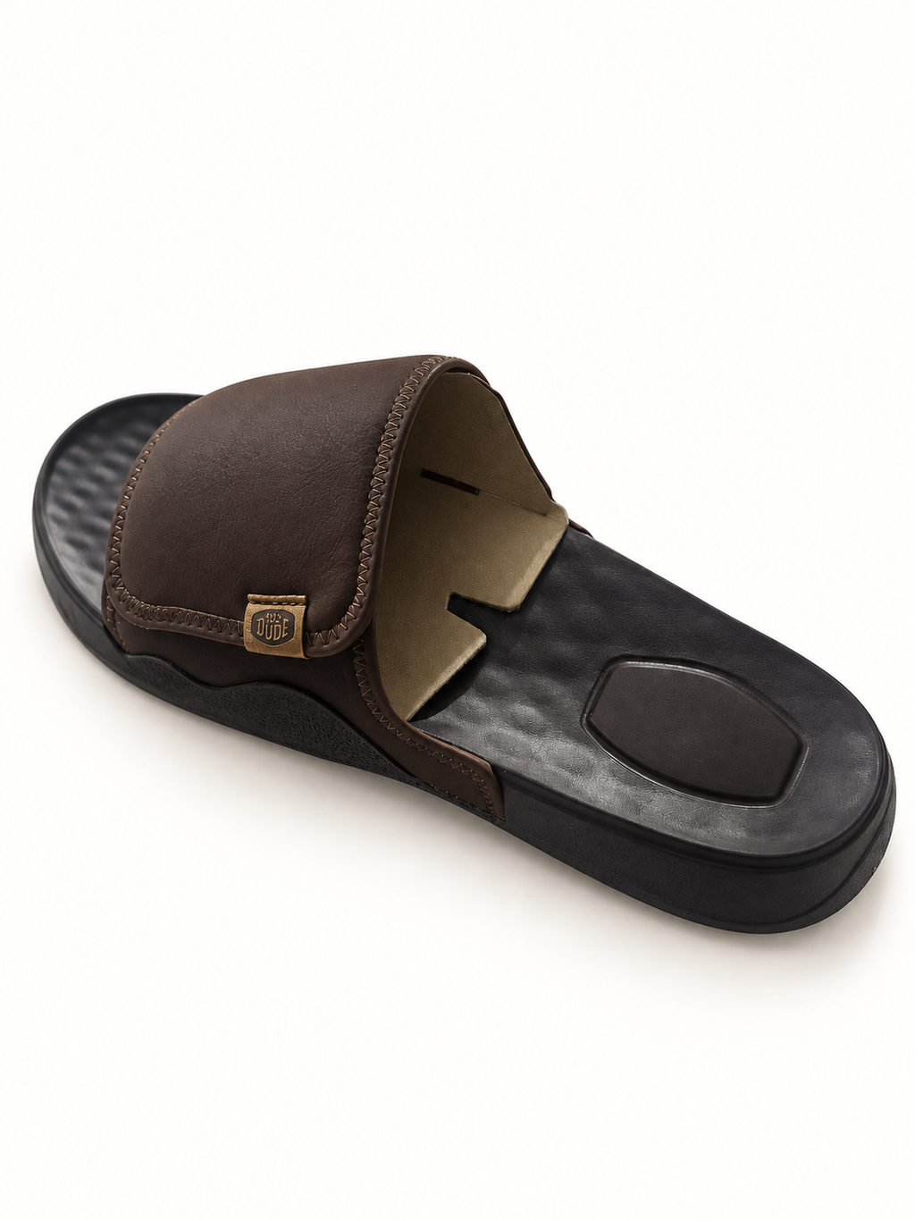 Sandalias HEYDUDE Shore Slide Classic 17623 marrones en ambiente exterior