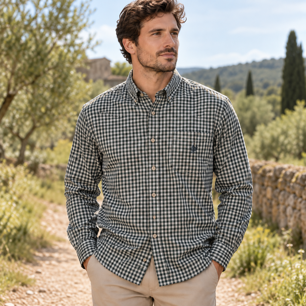 Camisa Idaho de cuadros en uso al aire libre