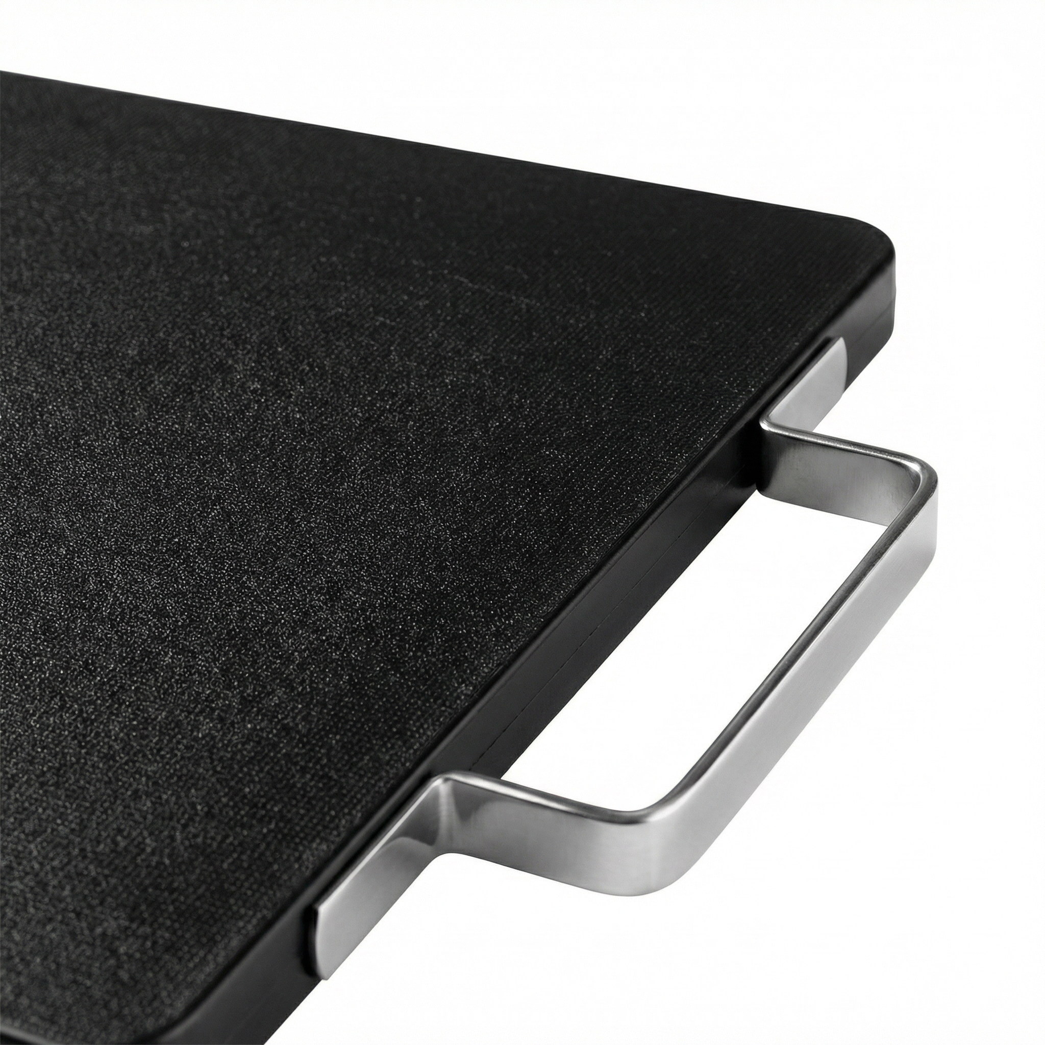Tabla de Cortar Livarno Home - Negra con Asa Metalica 35,6x23,7cm