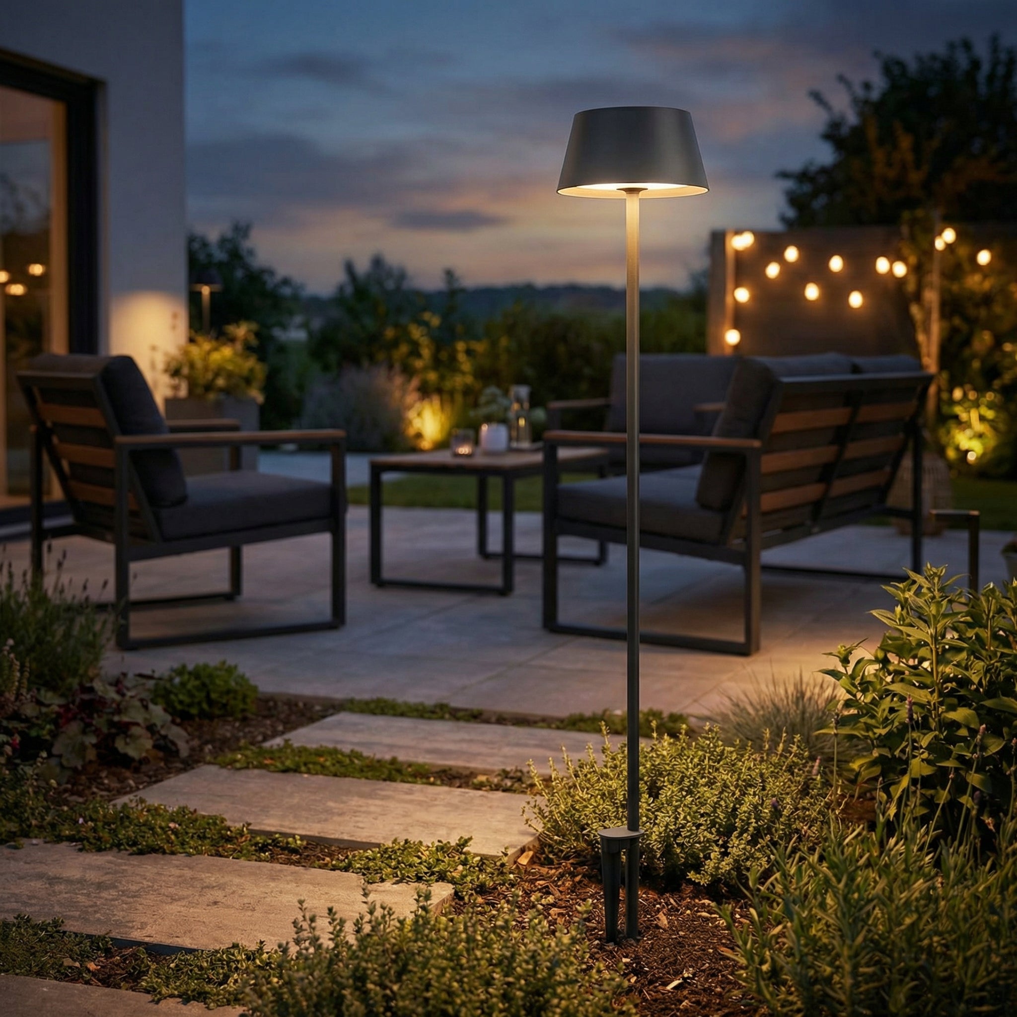 Lámpara Solar Exterior de Pie IP54 Altura Variable con Dimmer Regulable | Casalux