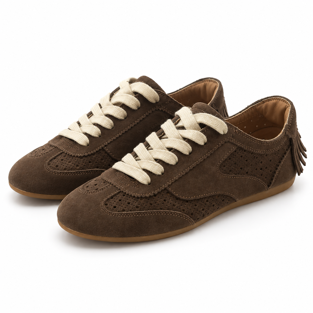 Zapatillas Mustang 18278 taupe sobre fondo blanco