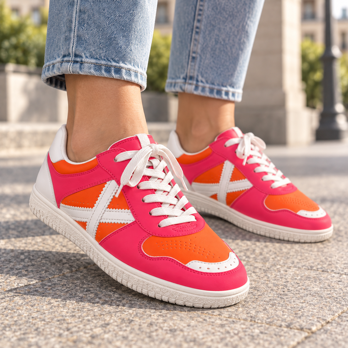 Zapatillas Munich Fucsia y Naranja con Detalles Blancos Unisex - lifestyle