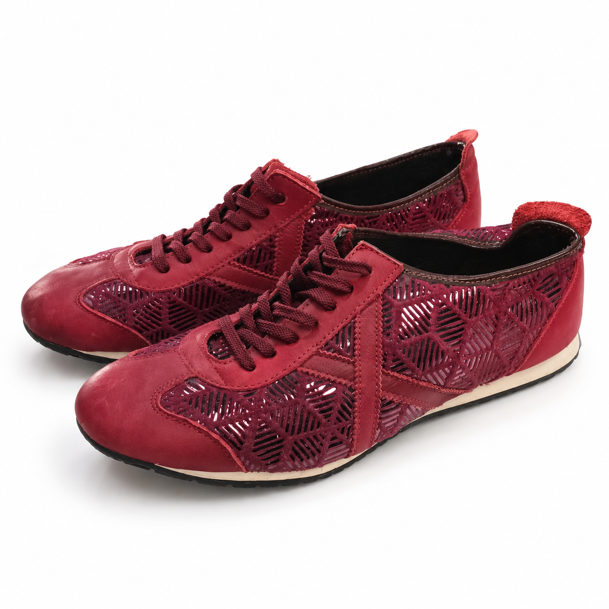 Zapatillas Munich granates con dibujo calado y X tonal · Talla 45 - portada blanca