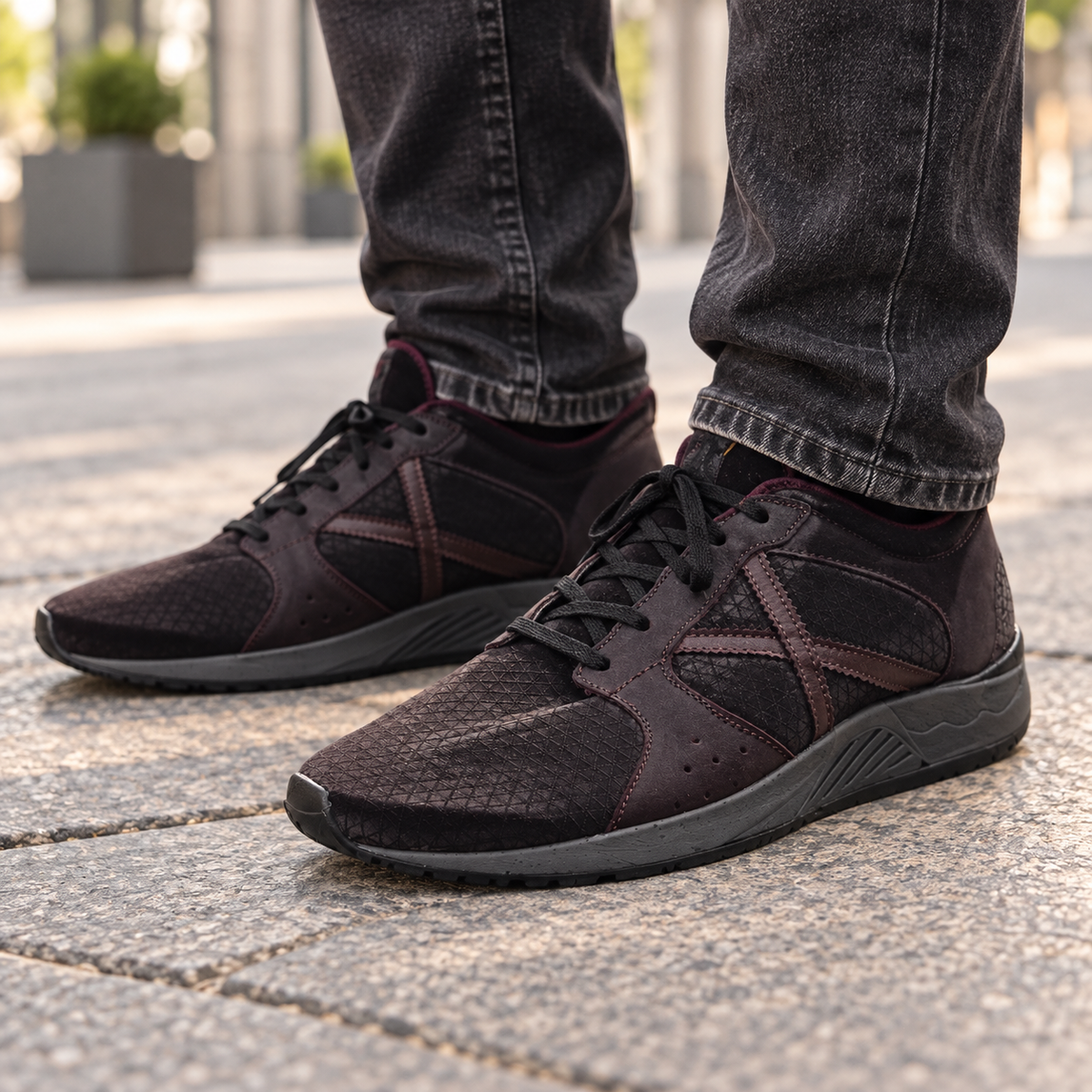 Zapatillas Munich granate oscuro - imagen lifestyle