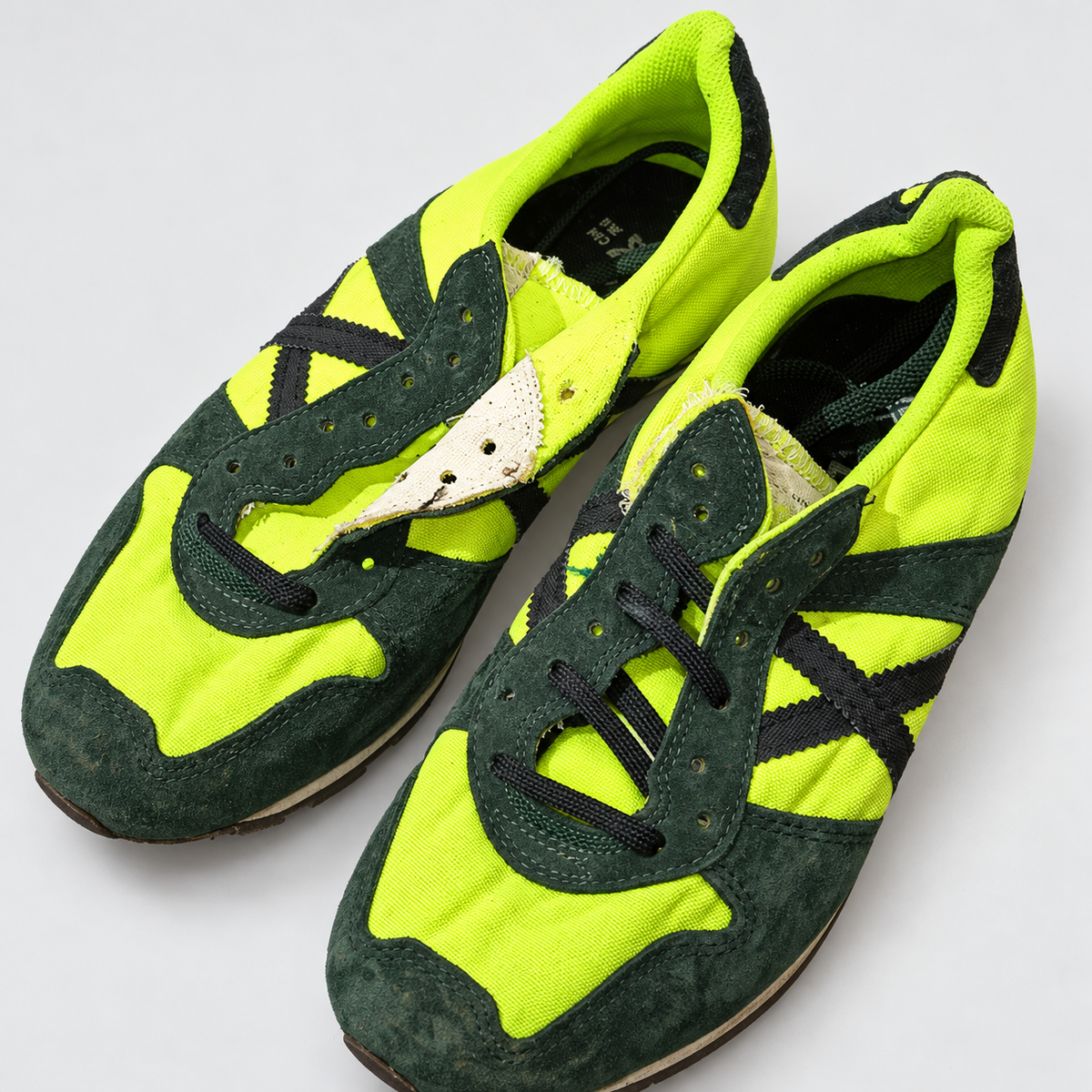 Munich verde flúor y oscuro cordones parciales talla 40 detalles