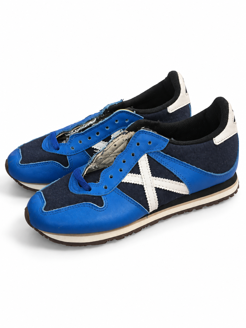 Munich marino azul vivo X blanca talla 40 fondo blanco cordones parciales