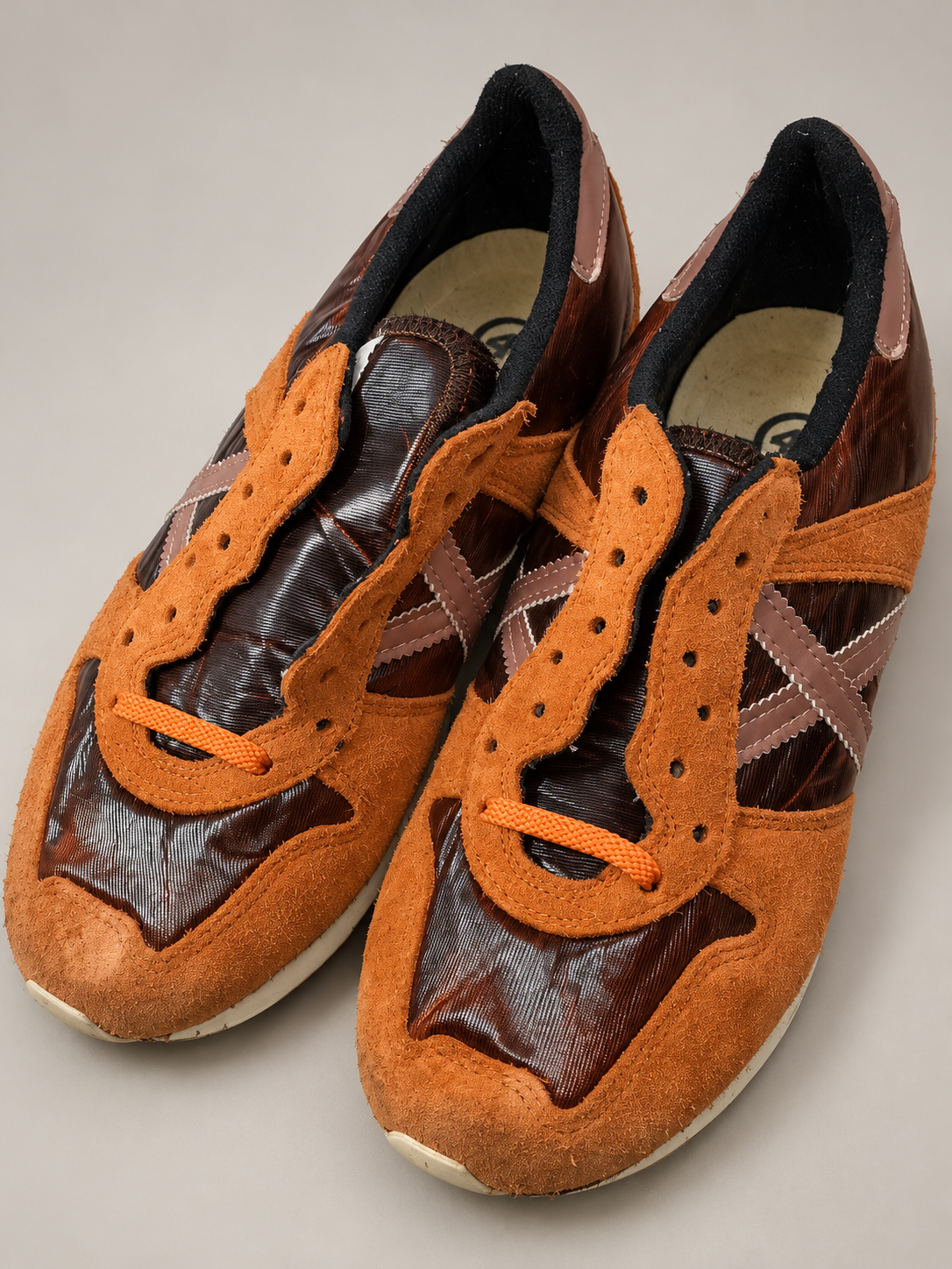 Munich naranja y cobre talla 40 detalle de puntera y cordones parciales