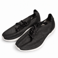 Zapatillas Munich negras perforadas con suela moteada