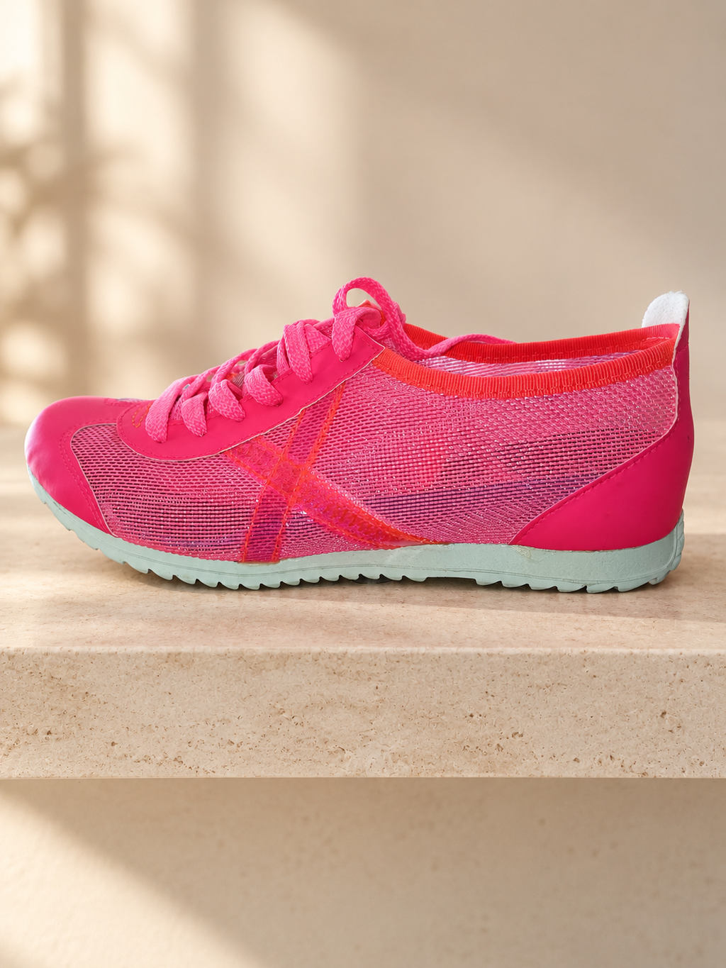 Munich OSAKA 429 fucsia y naranja talla 38, unidad Z-15, lifestyle con marcas de uso visibles