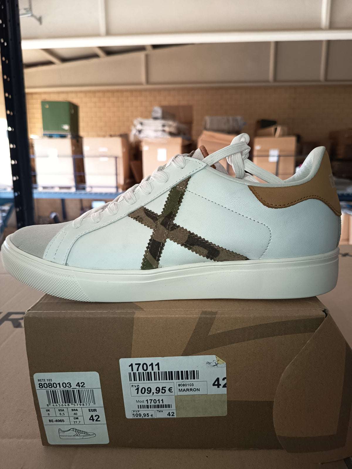 Munich RETE 103 blanca con X camuflaje talla 42 - detalle