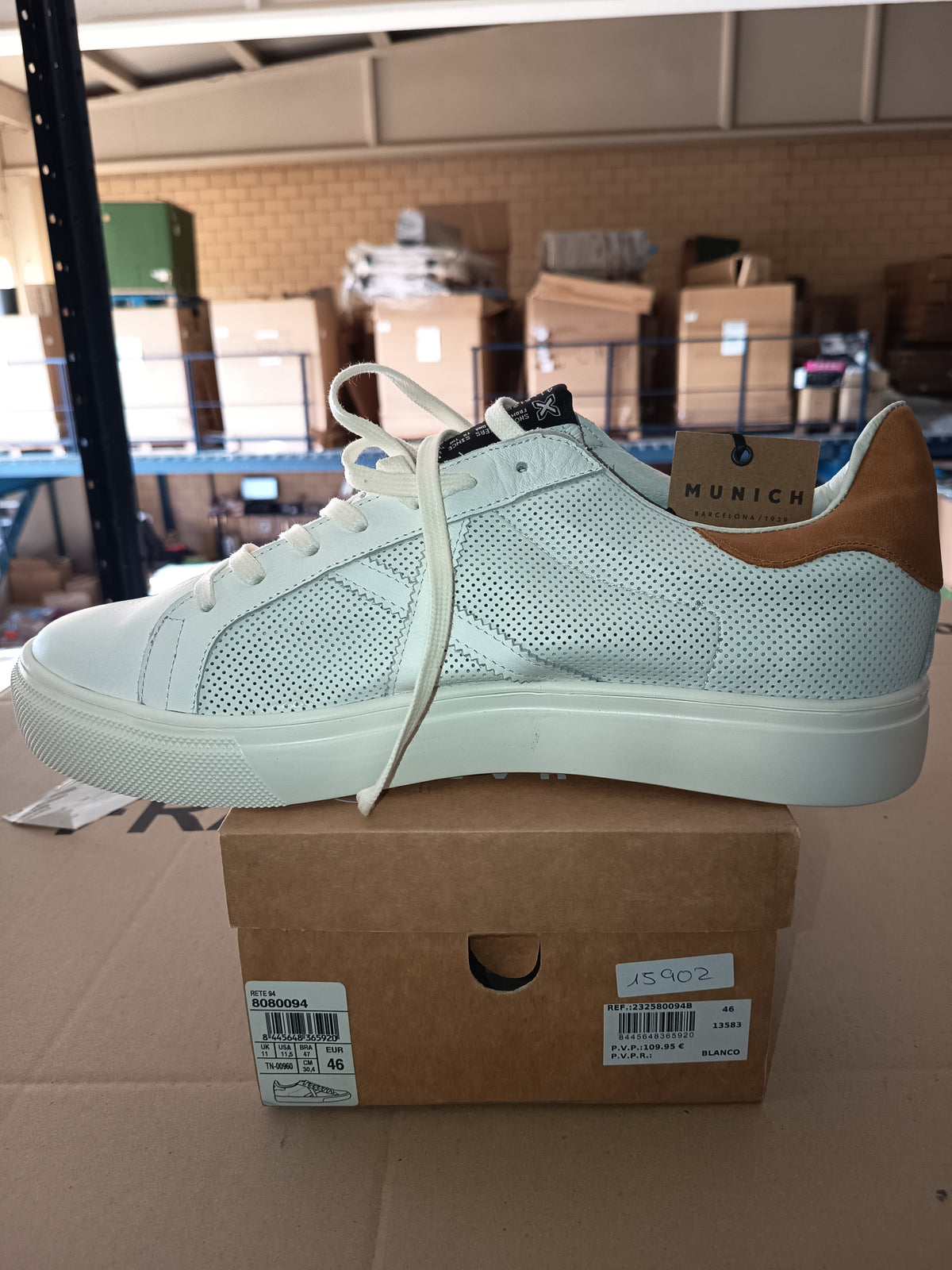 Munich RETE 94 blanca con talón camel talla 46 - detalle
