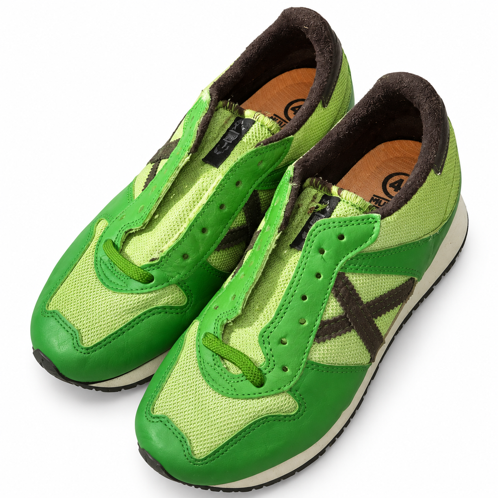 Munich verdes lima X marrón talla40 fondo blanco cordones incompletos