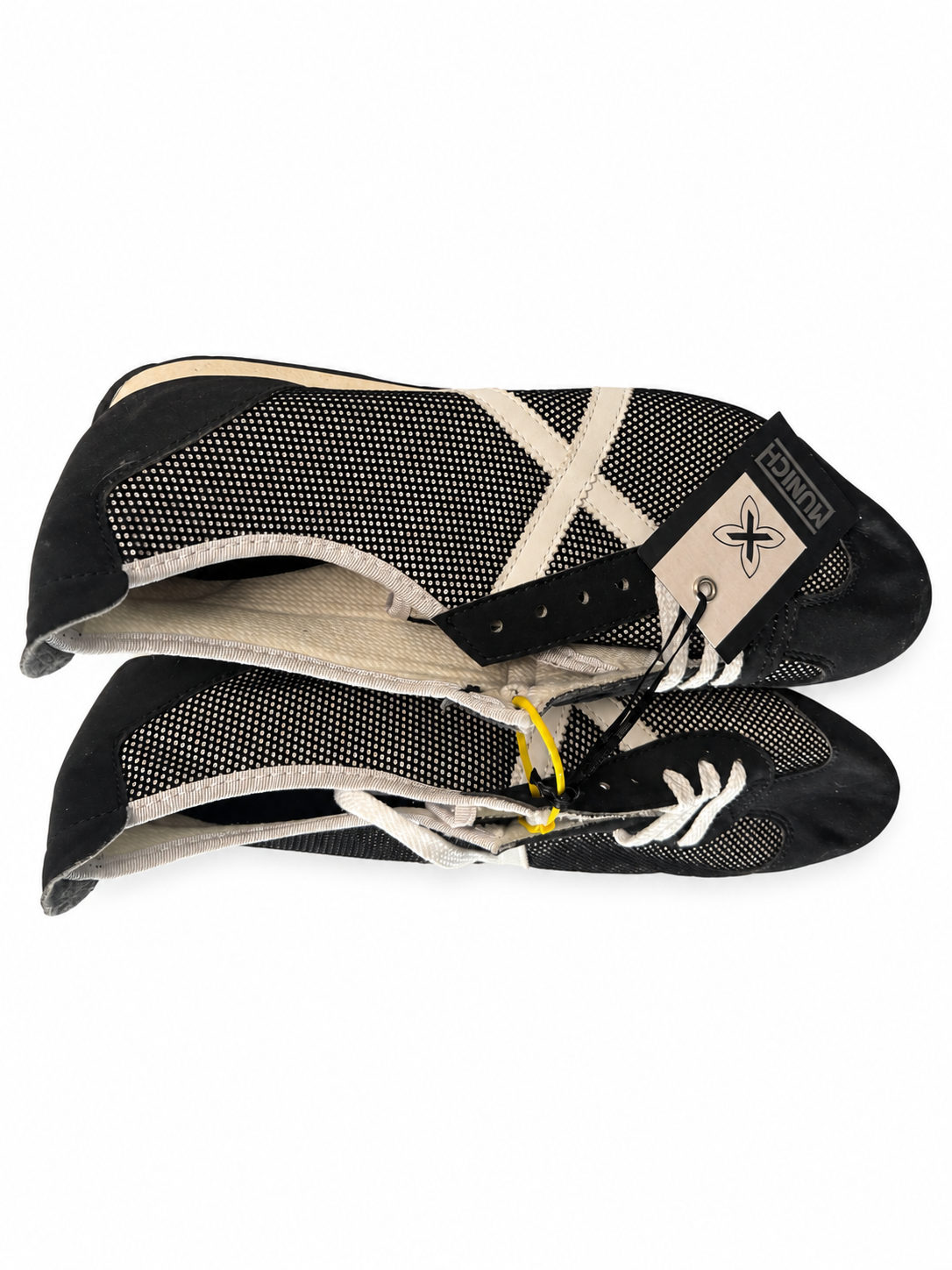 Munich malla negra y cruda talla46 de Z-10, cordones blancos incompletos — principal