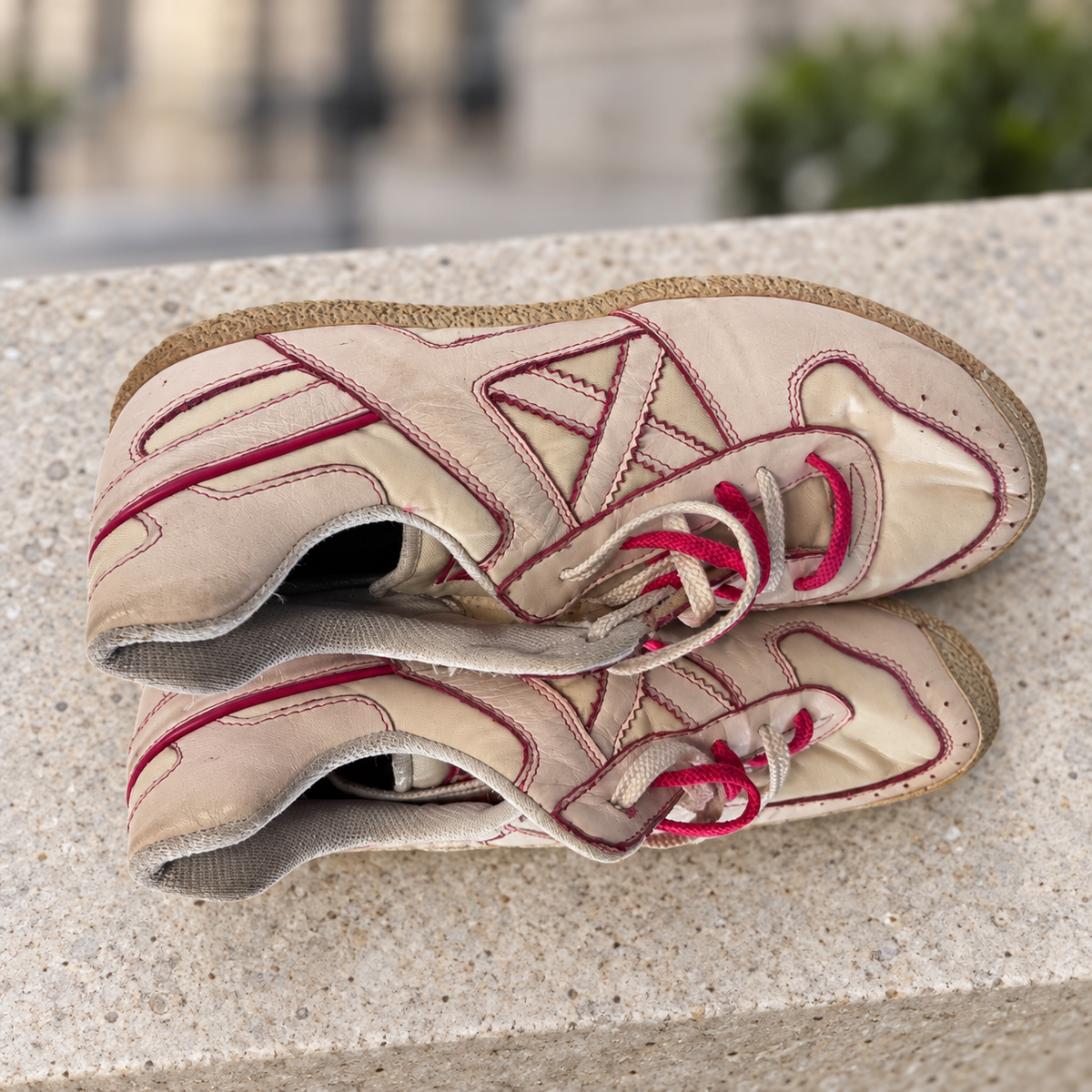 Munich crema fucsia talla42 unidadZ11 — ambiente