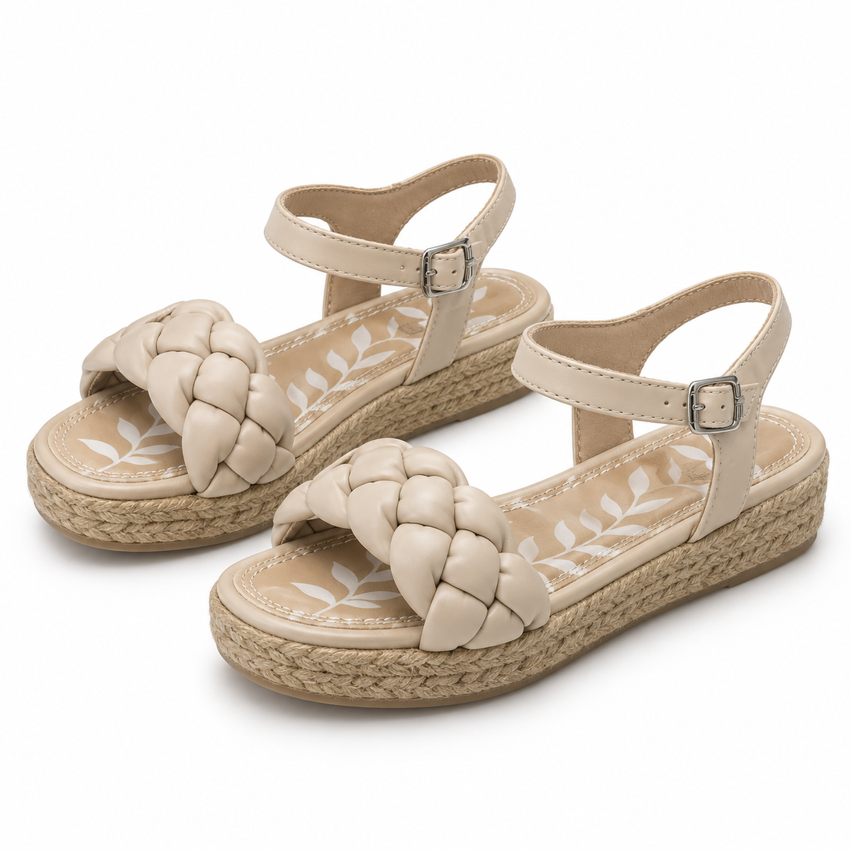 Sandalias Mustang 50593 Guanshun color crema sobre fondo blanco