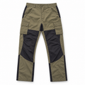 Pantalón técnico Gamo caqui y negro talla EU 50 sobre fondo blanco