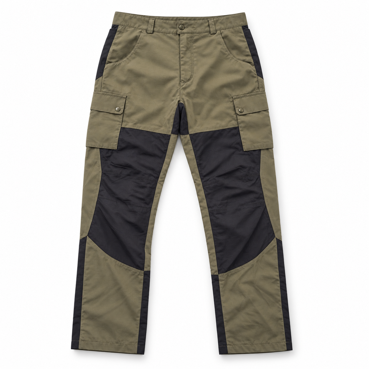 Pantalón técnico Gamo caqui y negro talla EU 50 sobre fondo blanco
