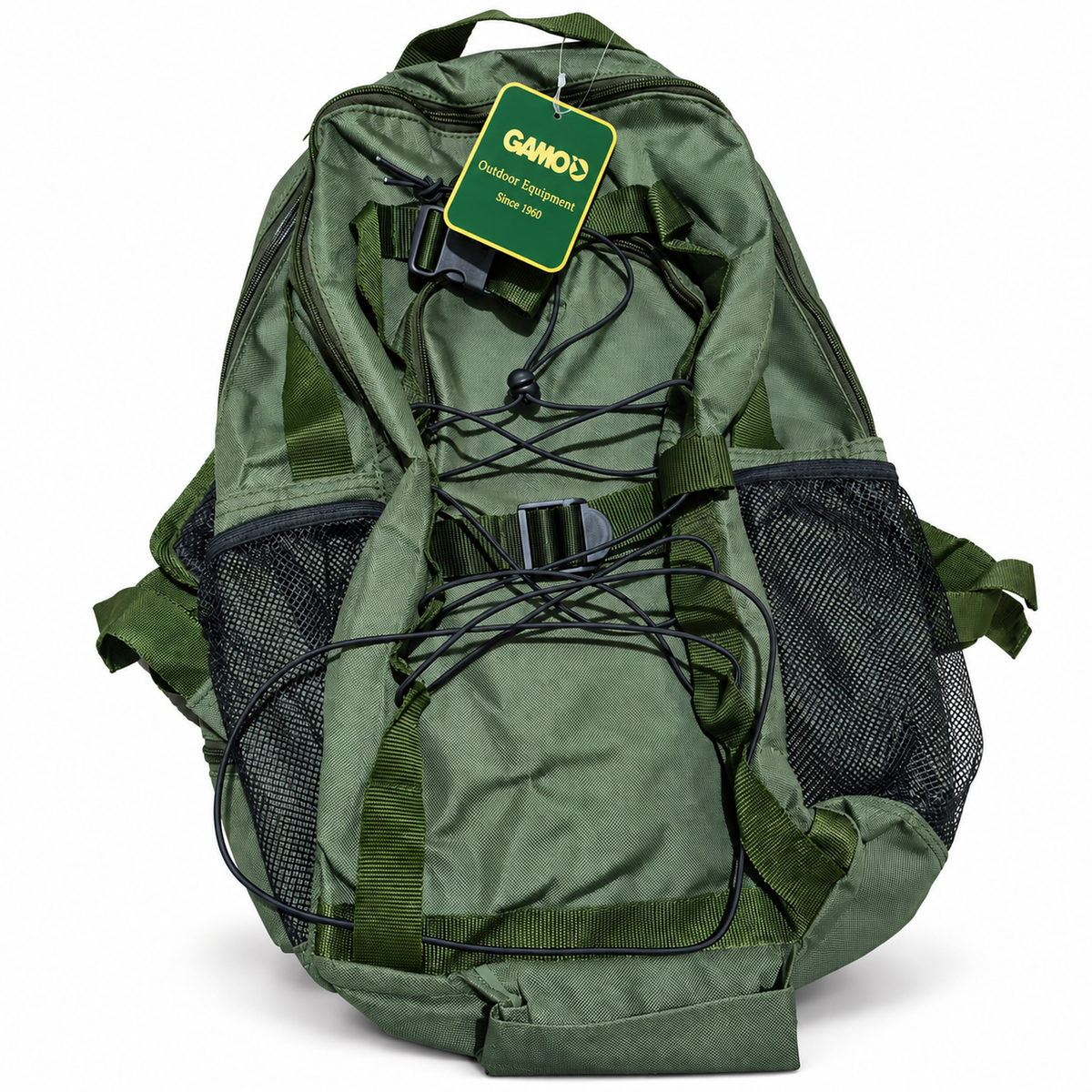 Mochila Gamo Rececho verde oliva con cordón elástico cruzado y bolsillos de malla sobre fondo blanco