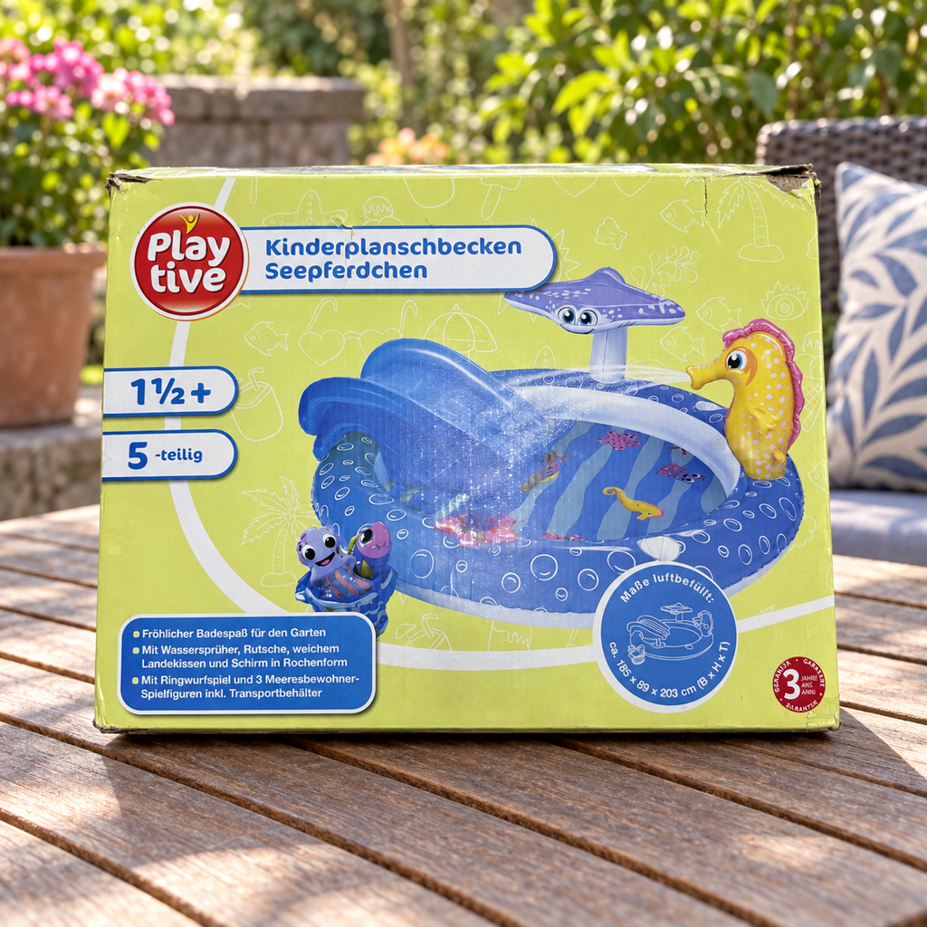 Piscina infantil PLAYTIVE Caballito de mar en caja original en mesa de jardín