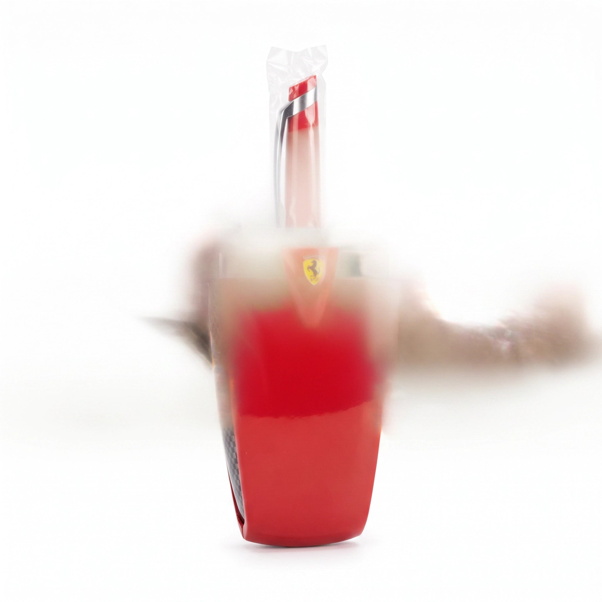 Encendedor Recargable Ferrari Rojo con Logo Metálico
