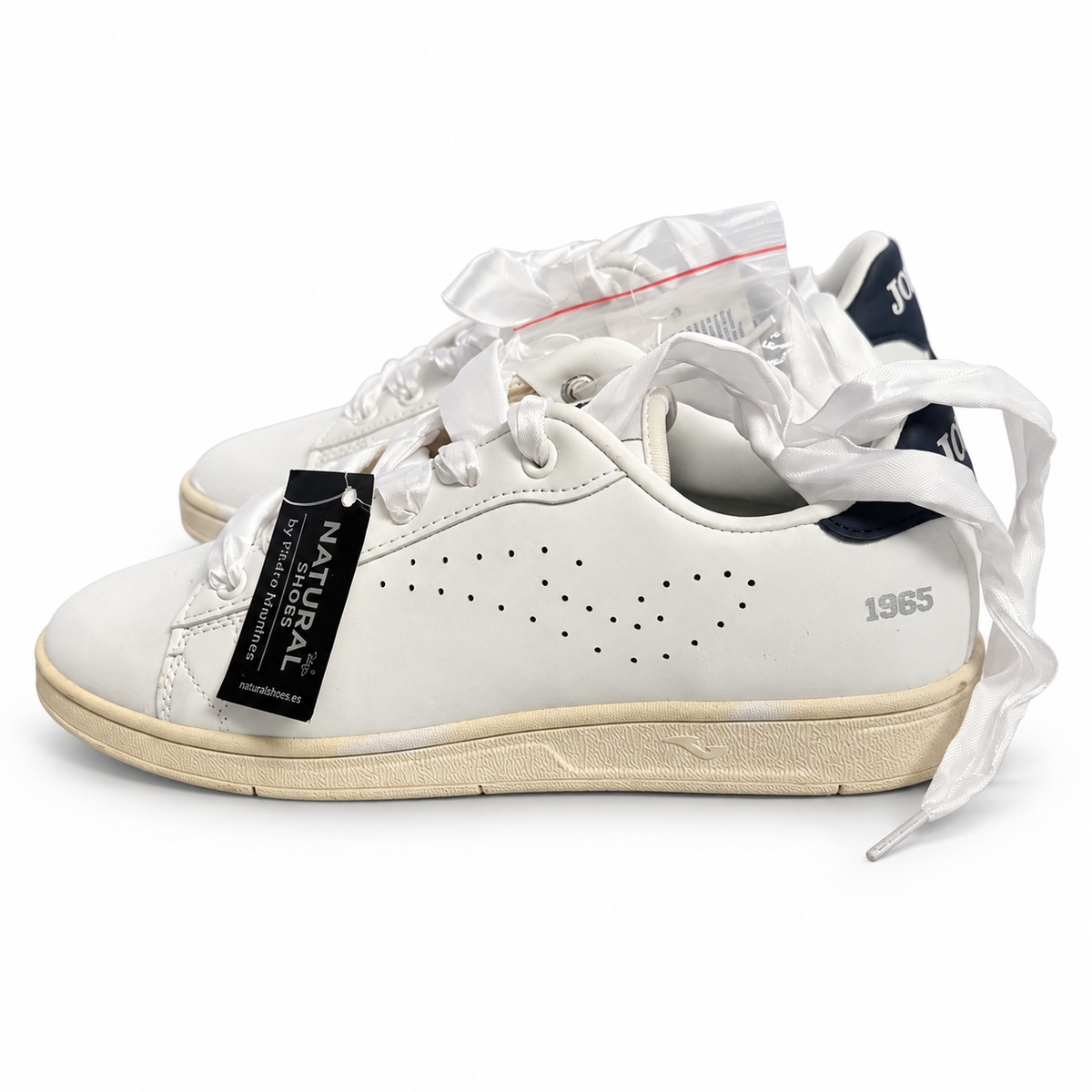 Zapatillas Joma Classic Lady 804 blancas y azules — fondo blanco