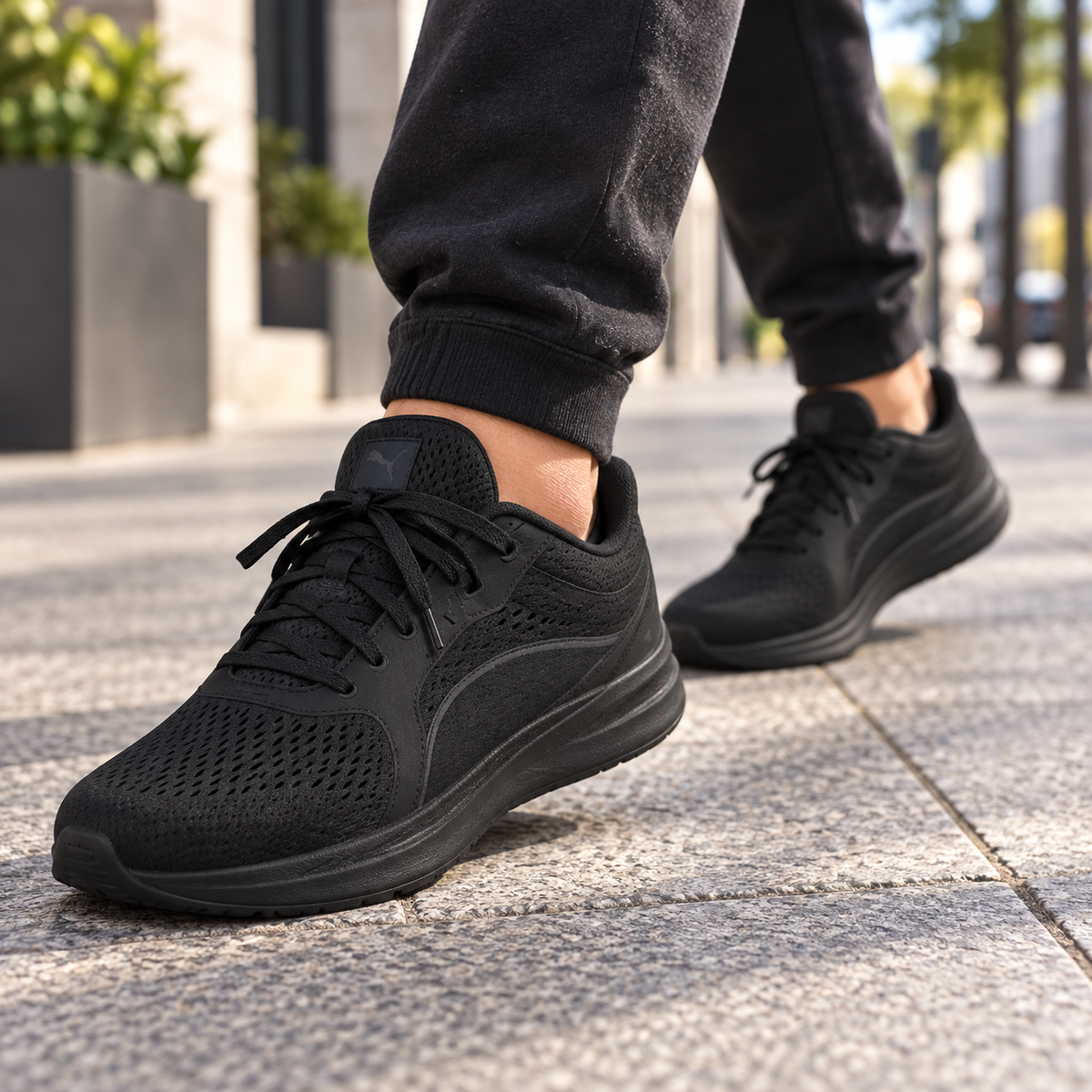Zapatillas Puma 311730 Negras de Malla para Hombre - imagen lifestyle