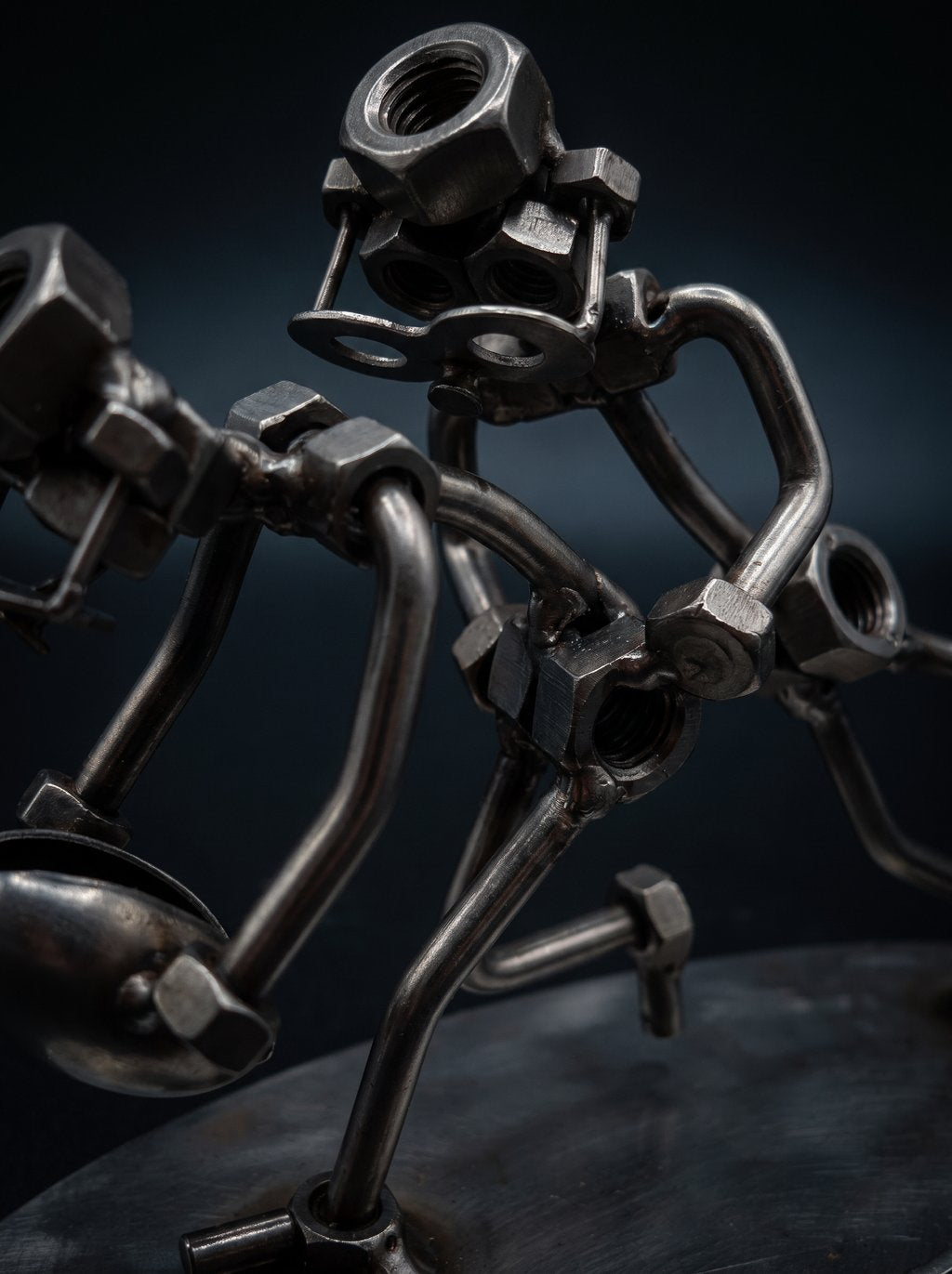 Figura Artesanal de Metal — Jugadores de Rugby