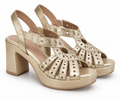 Sandalias Pitillos 18110 oro talla 36 sobre fondo blanco