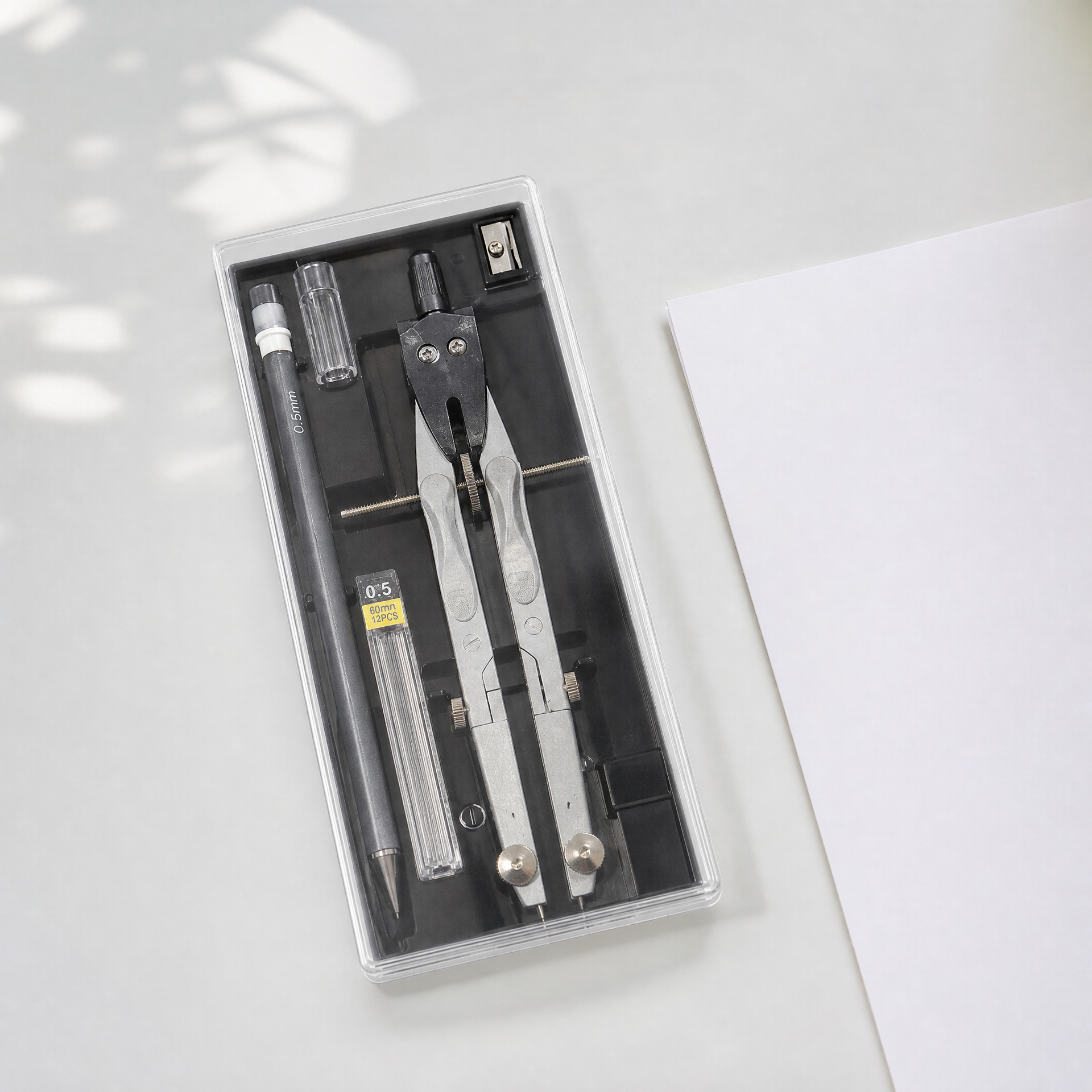 Set de compás metálico y portaminas 0,5 mm