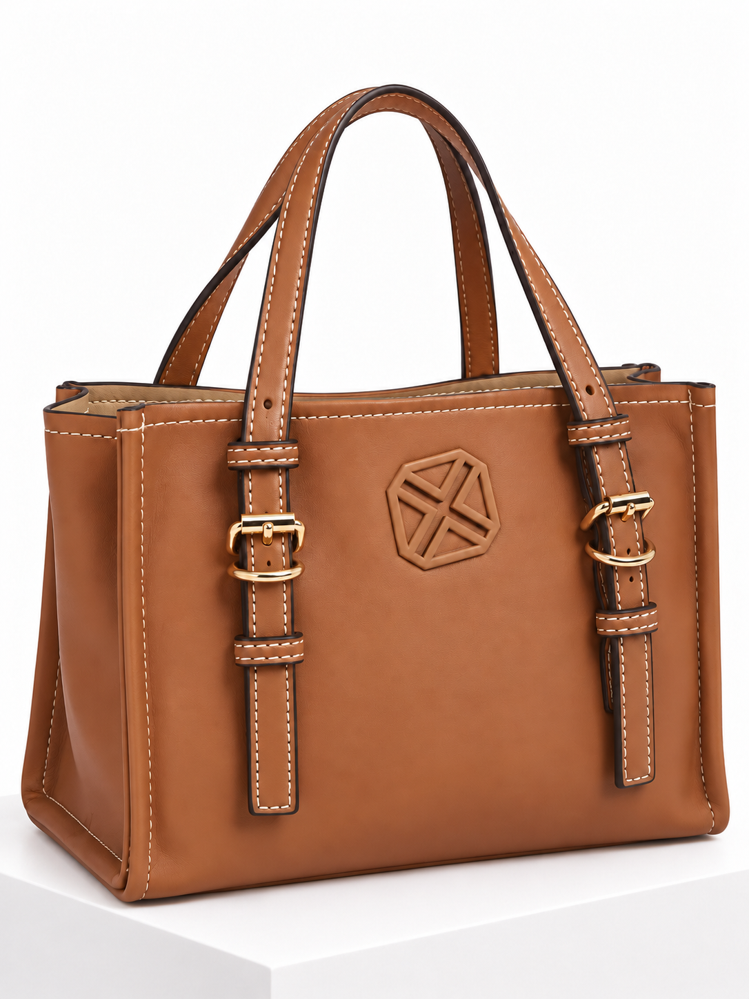 Bolso Xti camel con doble asa y hebillas doradas · presentacion