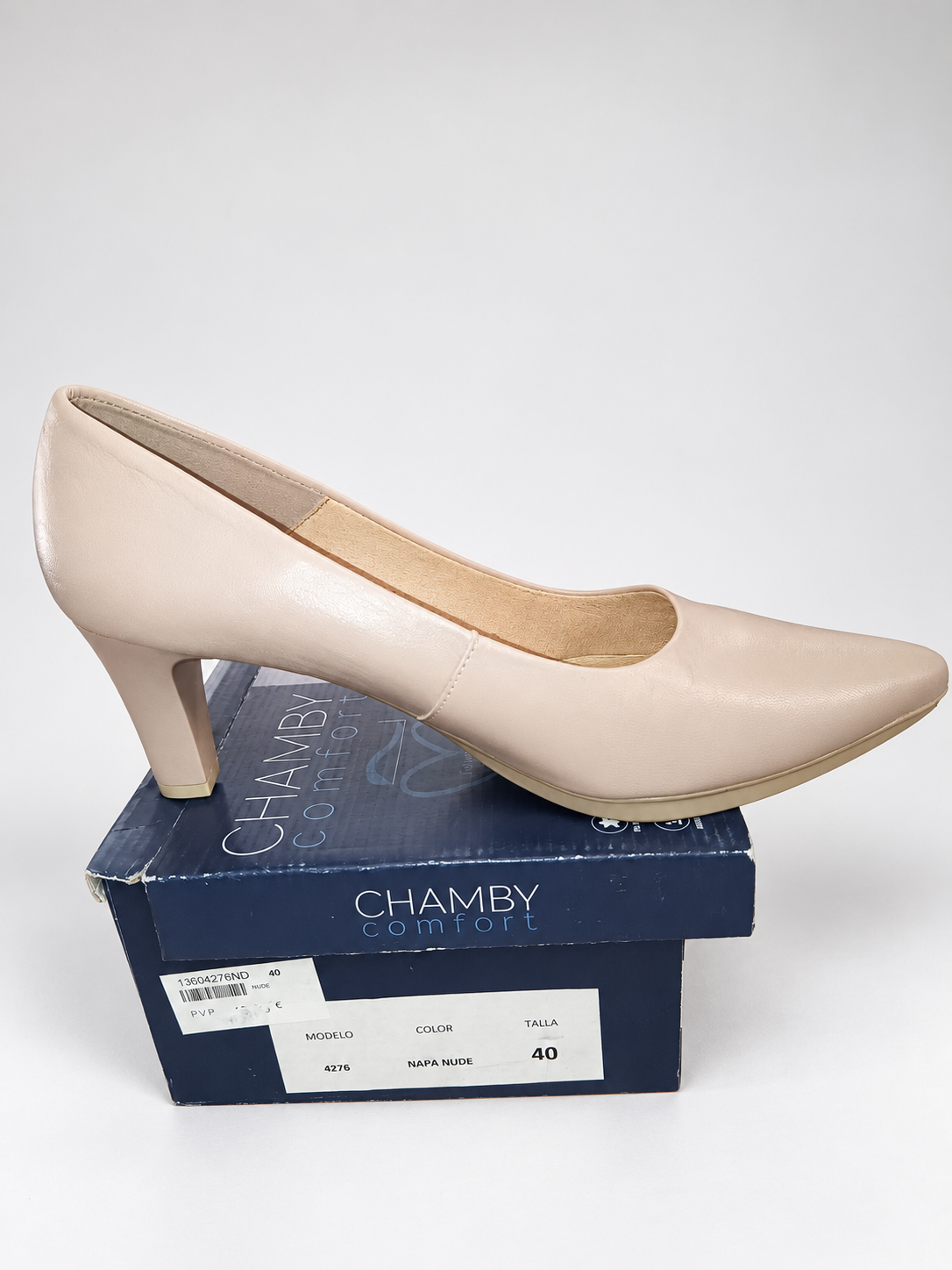 Zapatos de salón Chamby 4276 nude de acabado liso · Talla 40 — detalle y caja