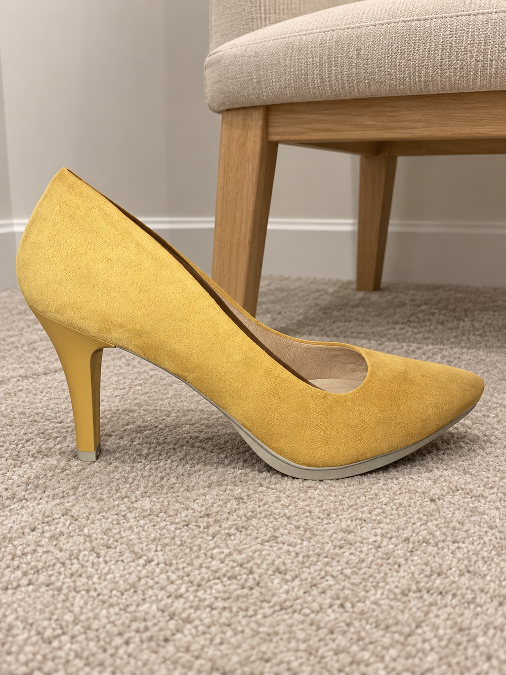 Zapatos de salón Chamby 4350 mostaza · Talla 39 — ambiente